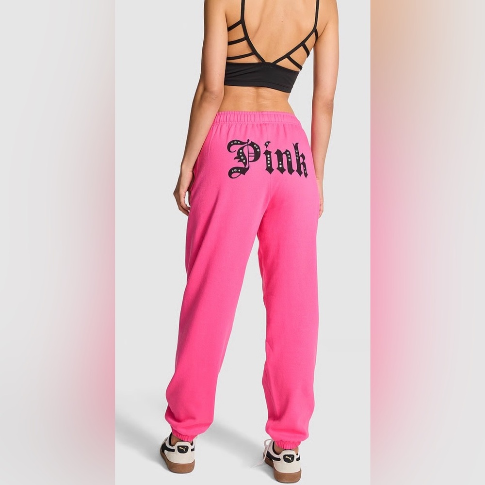 NWT Victoria’s Secret PINK Ivy Fleece Campus Sweatpants Size M